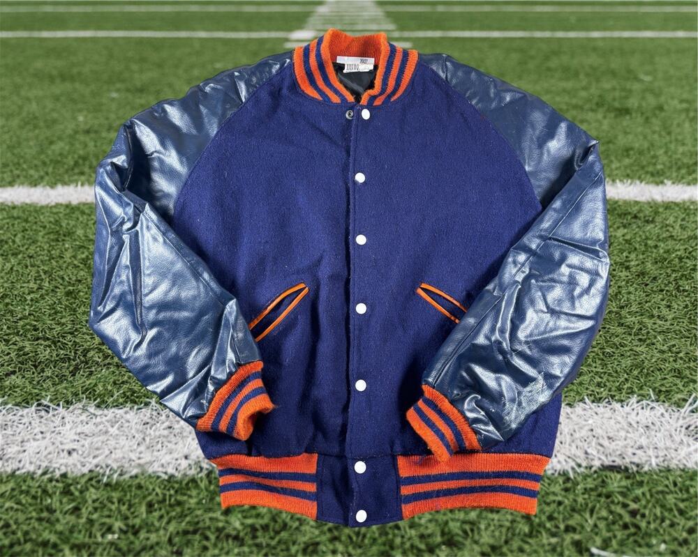Vintage Howe Athletic Varsity Jacket Men’s Large 26x27
